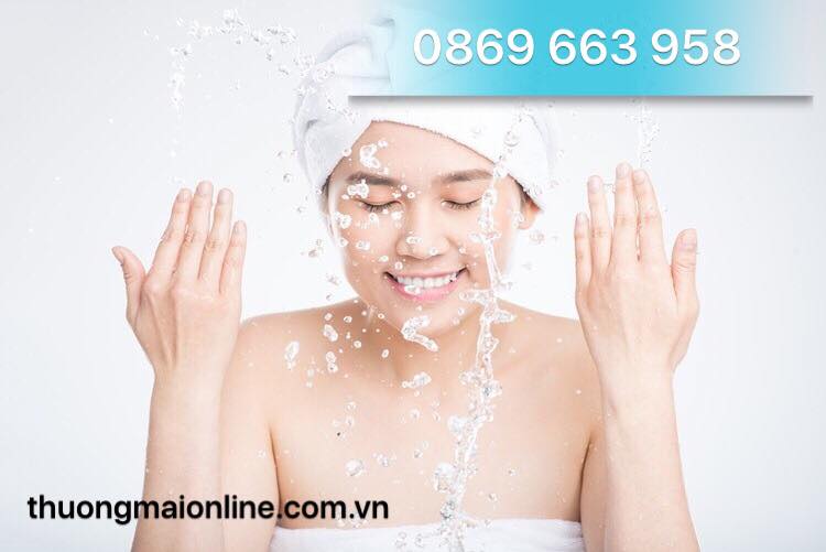 4 bà quyết là m Äẹp dà nh cho da dầu nên 'khắc cá»t ghi tâm'